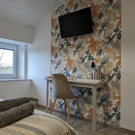 Domaine De Calbiac Bed & Breakfast Dolmayrac Екстериор снимка