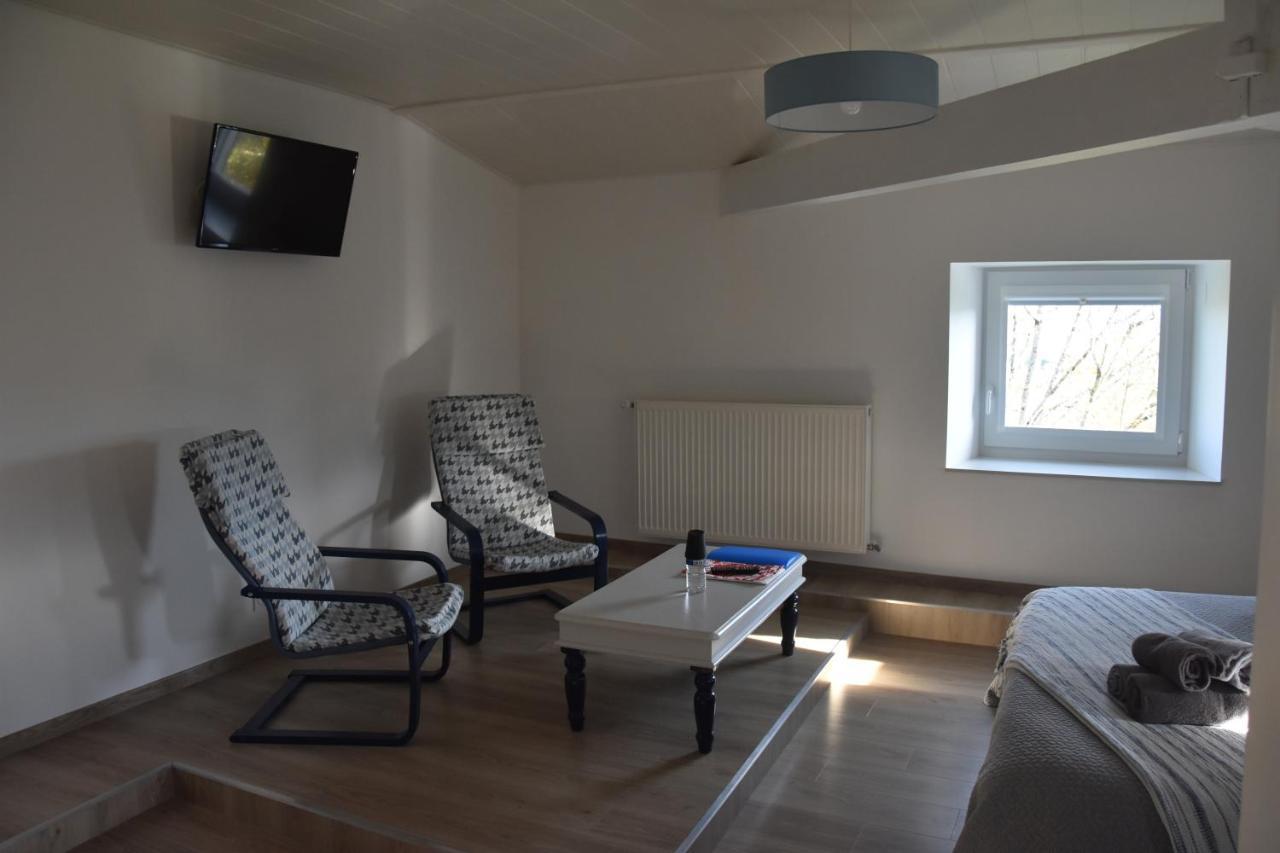 Domaine De Calbiac Bed & Breakfast Dolmayrac Екстериор снимка